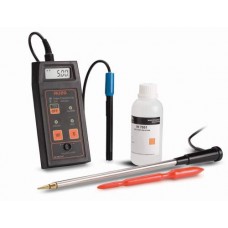 Soil Conductivity/Salinity Meter w/ Carrying Case