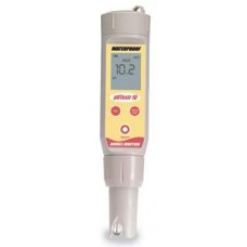 pHTestr 30 - .01 pH Accuracy Temperature Display
